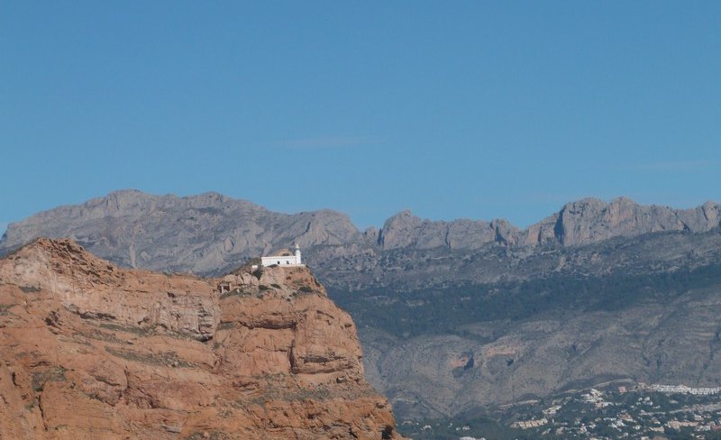 sur les monts arides
