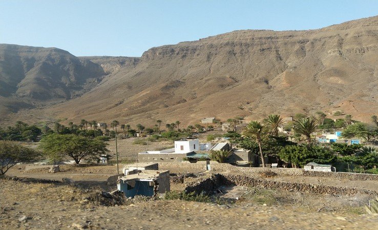 Sur la route vers Calhau