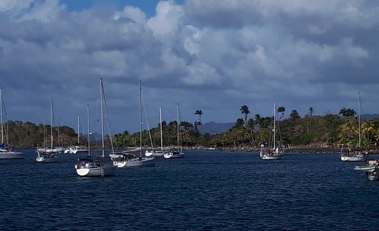 Au mouillage à l'Anse Mitan