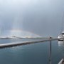 Arc en ciel sur la marina vide de Tanger