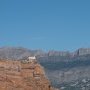 sur les monts arides