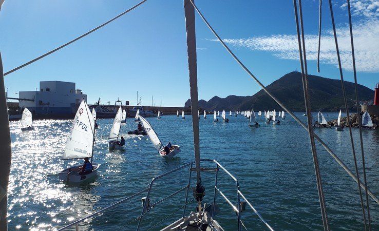 Sortie du port d'Altea escorté