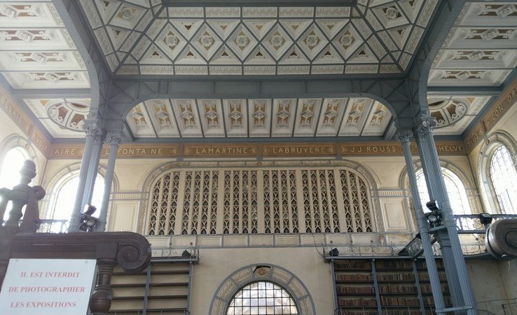 La bibliothèque de Fort de France