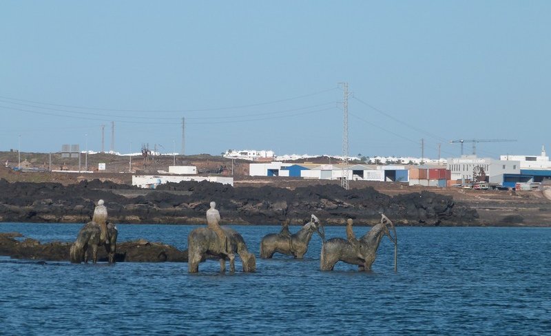 et ses chevaux de pierre